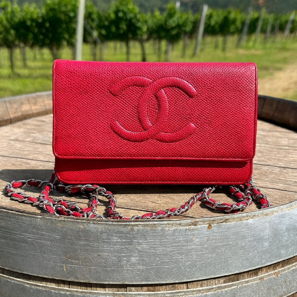 CHANEL red - timeless classic woc